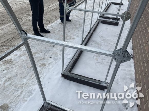 Теплица Рада Астра Премиум, оцинкованный профиль 20х30, покрытие из поликарбоната, шириной 3 метра (шаг 0,65 м)